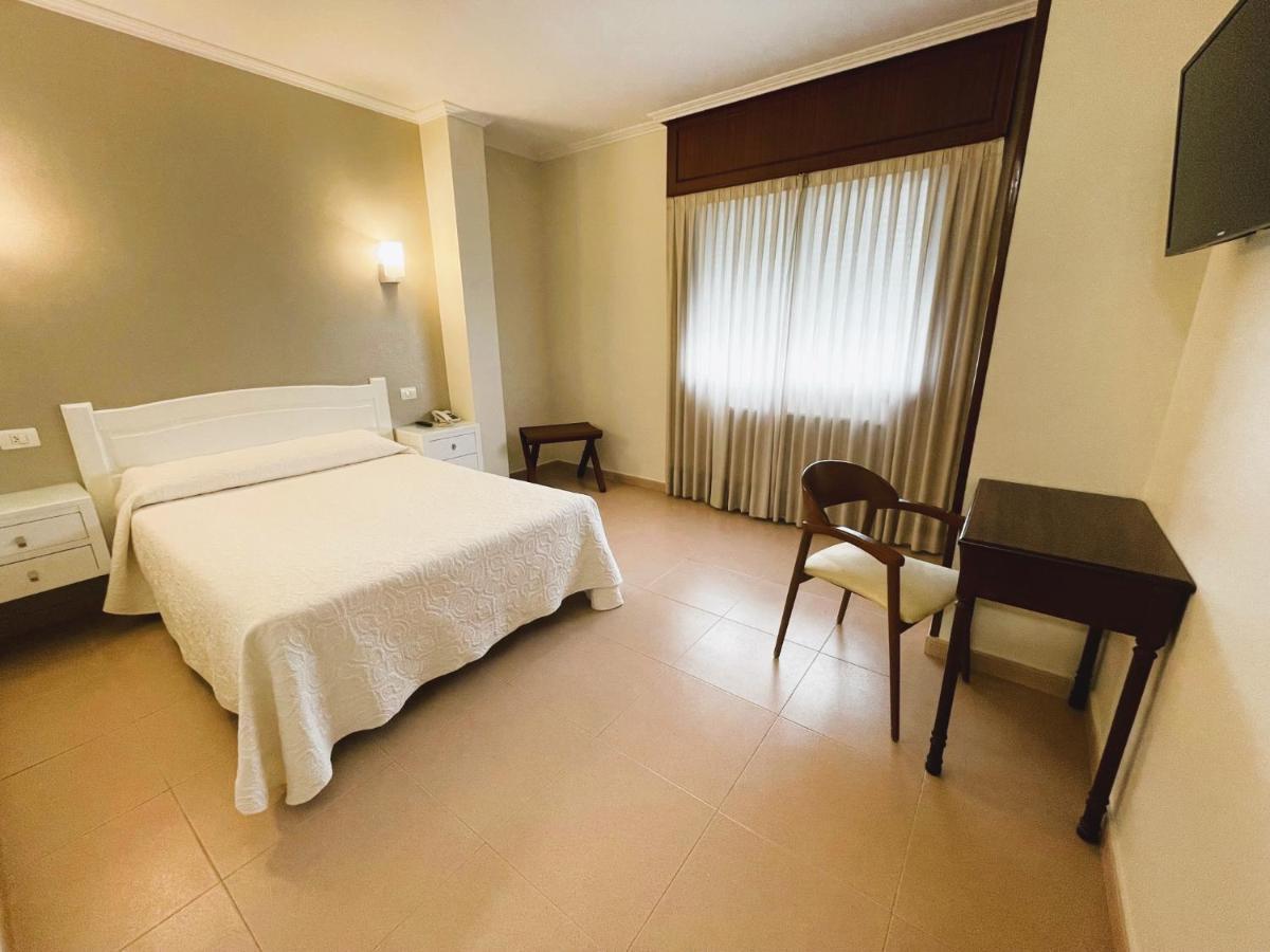 Hotel O Cruceiro Кальдас-де-Рейс Екстер'єр фото