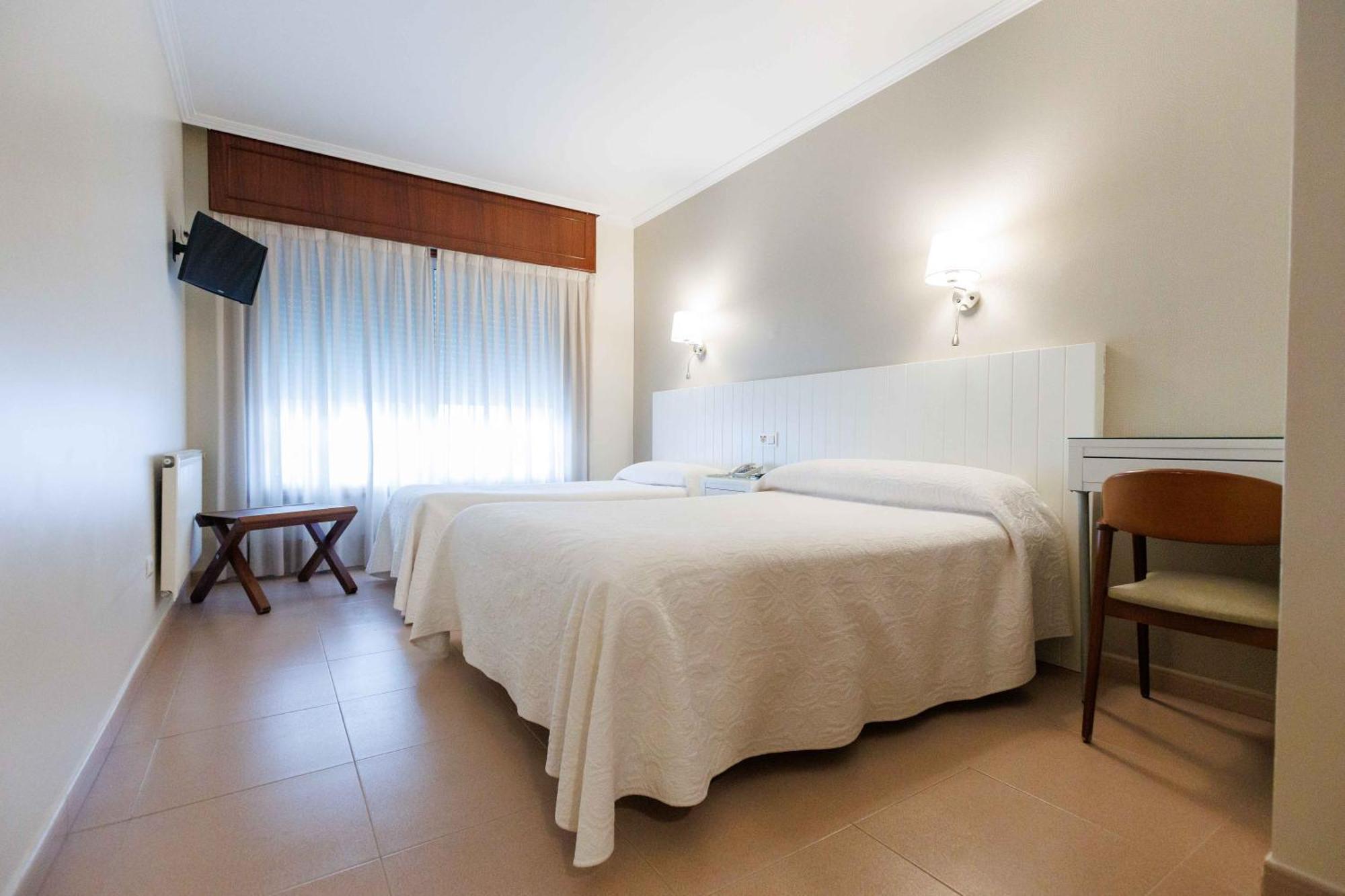 Hotel O Cruceiro Кальдас-де-Рейс Екстер'єр фото