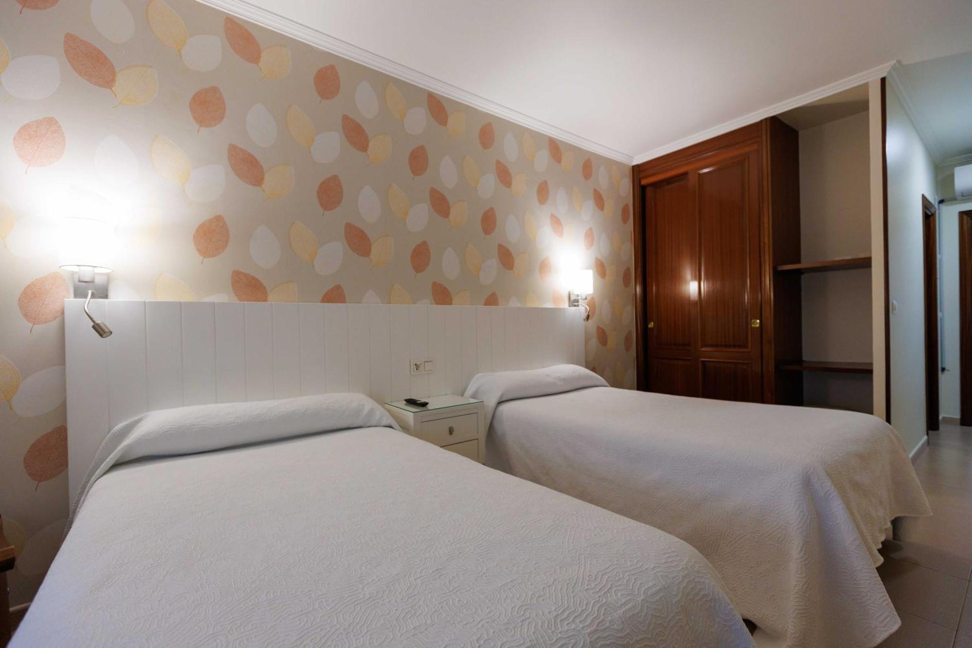 Hotel O Cruceiro Кальдас-де-Рейс Екстер'єр фото